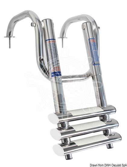 Very compact telescopic ladder with handles for gangplanks